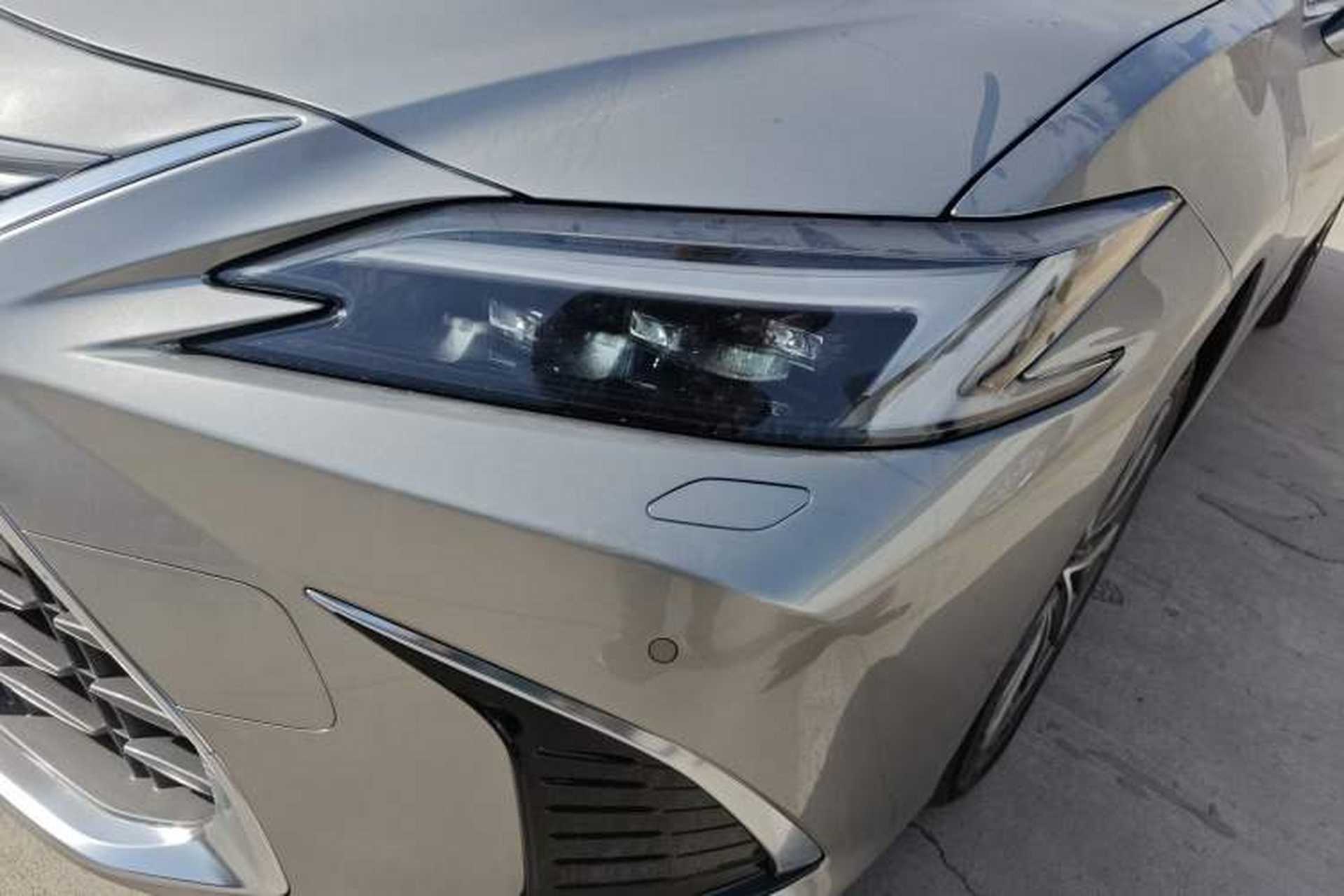 Used Lexus ES 2025 200 Premium Edition Left Front Headlight