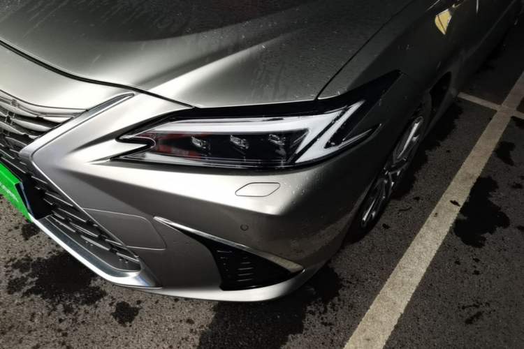 Used Lexus ES 2025 200 Premium Edition Left Front Headlight