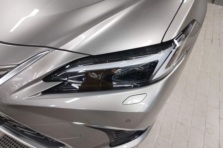 Used Lexus ES 2025 200 Premium Edition Left Front Headlight