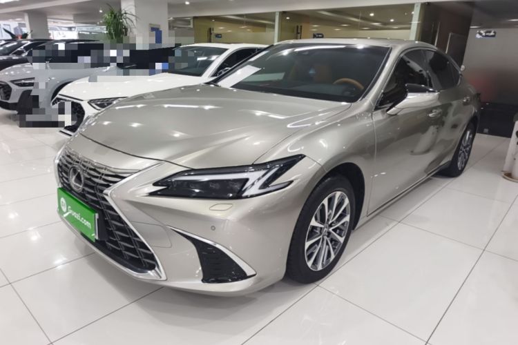 Lexus ES 2025 200 Premium Edition