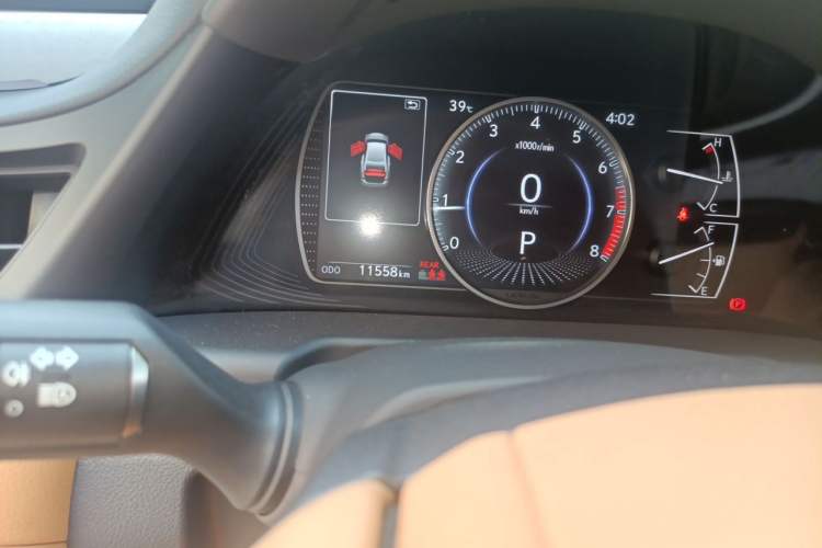 Used Lexus ES 2025 200 Premium Edition Odometer Close Up