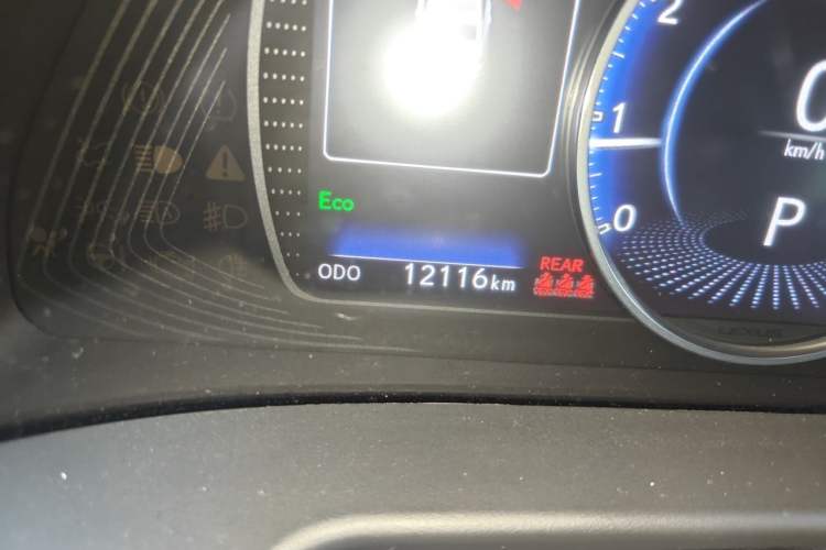 Used Lexus ES 2025 200 Premium Edition Odometer Close Up