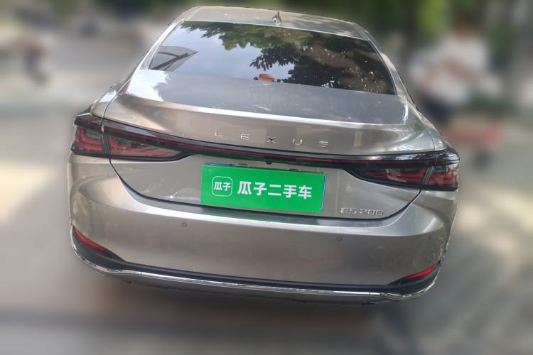 Used Lexus ES 2025 200 Premium Edition Rear