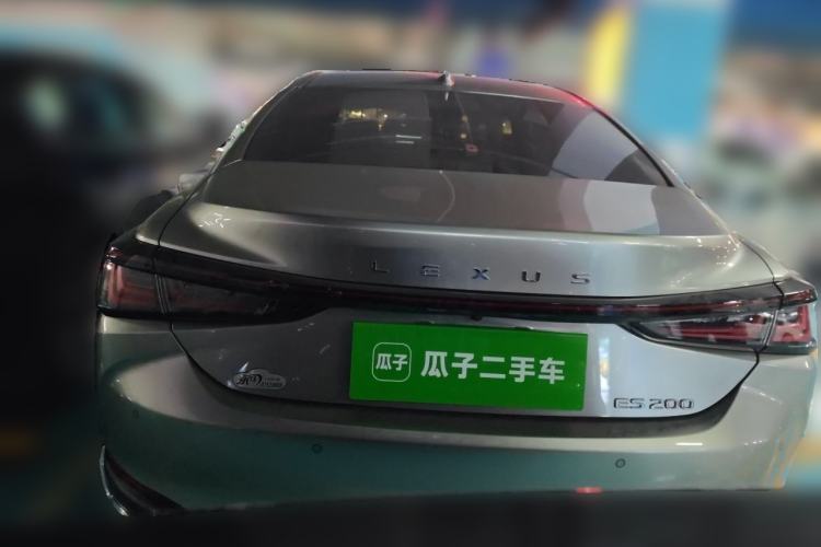 Used Lexus ES 2025 200 Premium Edition Rear