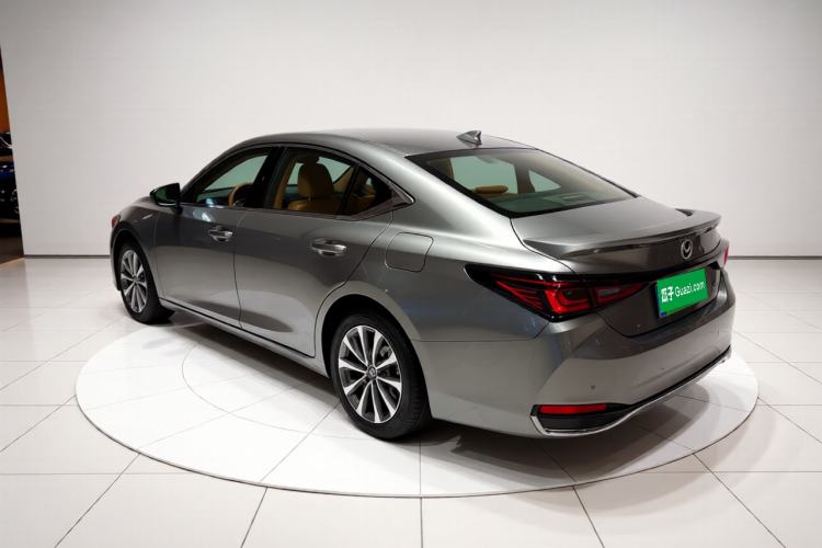 Used Lexus ES 2025 300h Deluxe Edition Rear Left 45 Deg