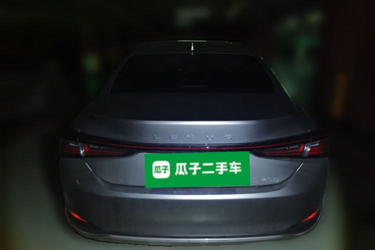 Used Lexus ES 2025 200 Premium Edition Rear