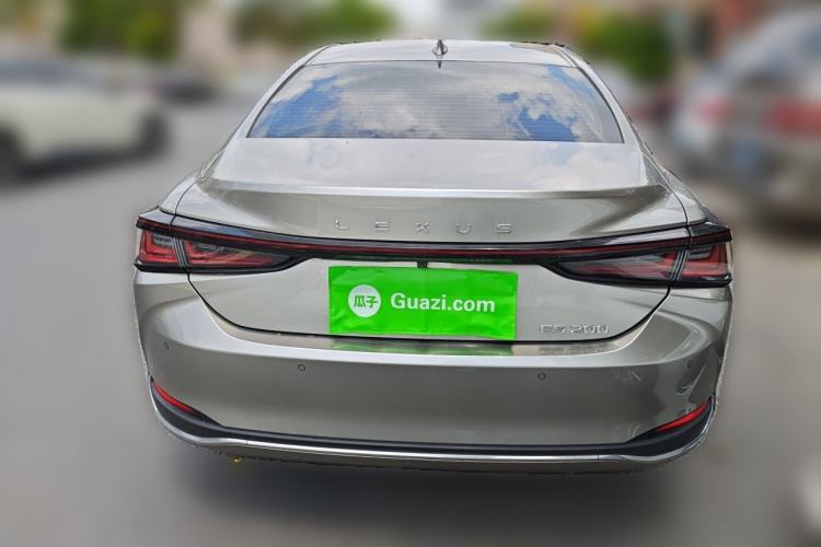 Used Lexus ES 2025 200 Premium Edition Rear