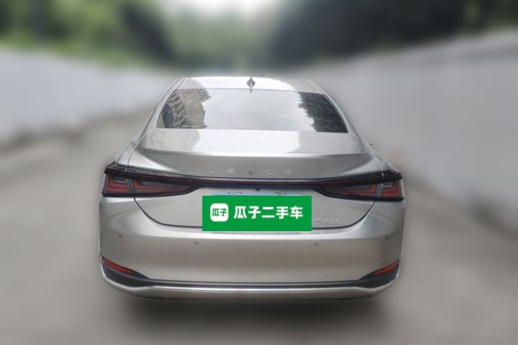 Used Lexus ES 2025 200 Premium Edition Rear