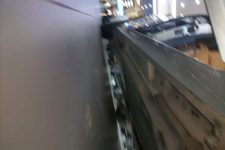 Used Lexus ES 2025 200 Premium Edition Right Side Sill