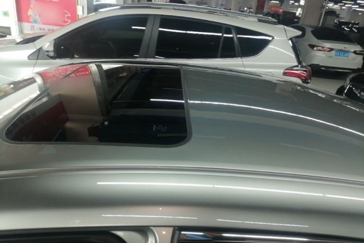Used Lexus ES 2025 200 Premium Edition Roof