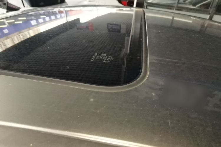 Used Lexus ES 2025 200 Premium Edition Roof