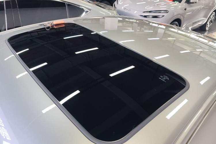 Used Lexus ES 2025 200 Premium Edition Roof