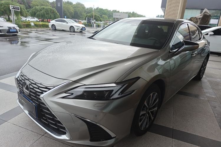 Used Lexus ES 2025 300h Deluxe Edition Guazi used car, China used car export, Used car for sale, Used  cars, Cheapest cars for sale