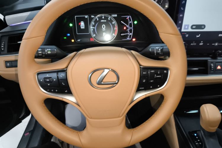 Used Lexus ES 2025 200 Premium Edition Steering Wheel