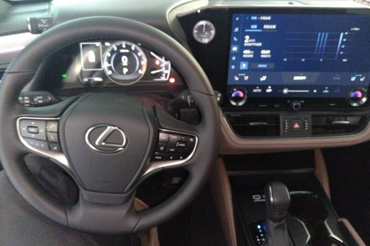 Used Lexus ES 2025 200 Premium Edition Steering Wheel
