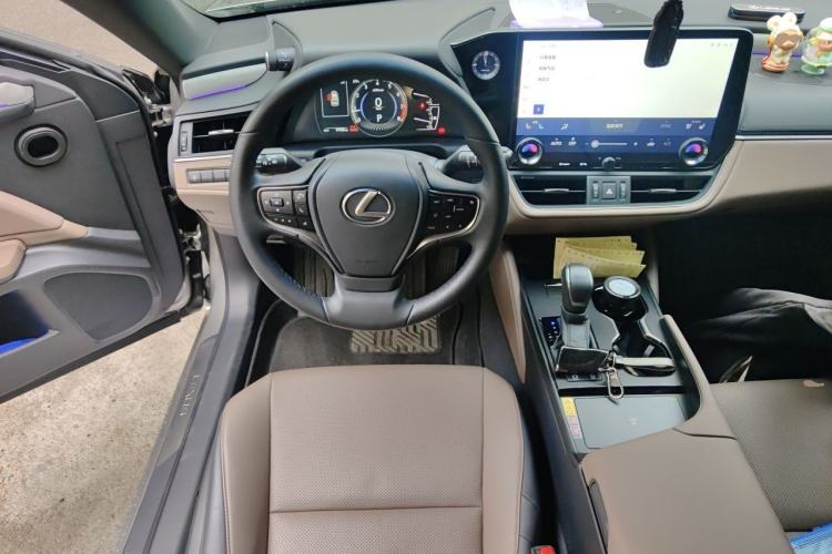 Used Lexus ES 2025 200 Premium Edition Steering Wheel