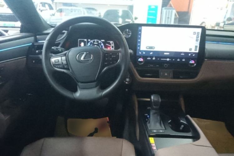 Used Lexus ES 2025 200 Premium Edition Steering Wheel