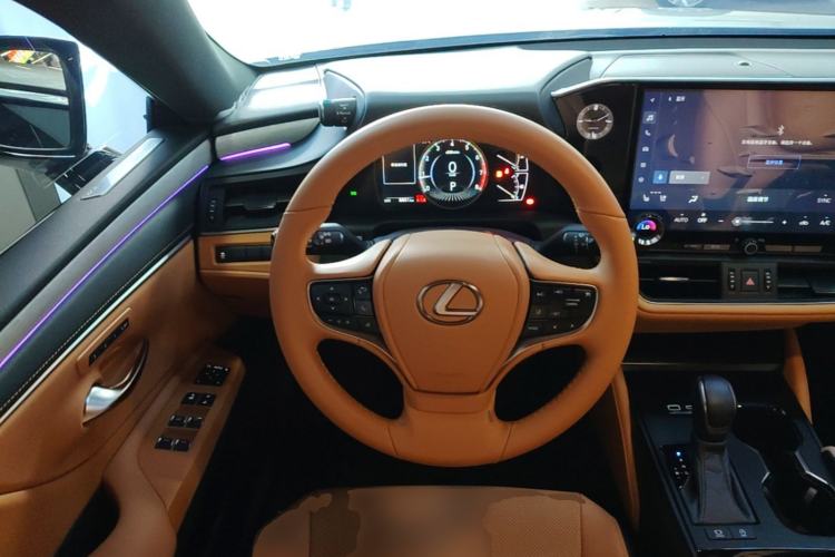 Used Lexus ES 2025 200 Premium Edition Steering Wheel
