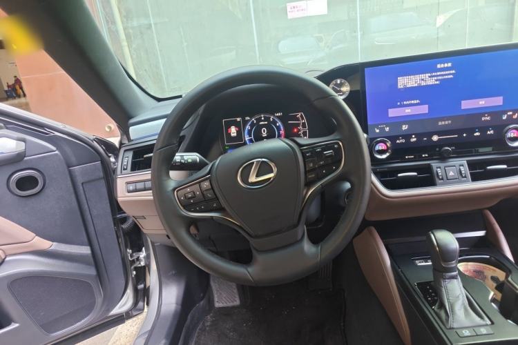 Used Lexus ES 2025 200 Premium Edition Steering Wheel