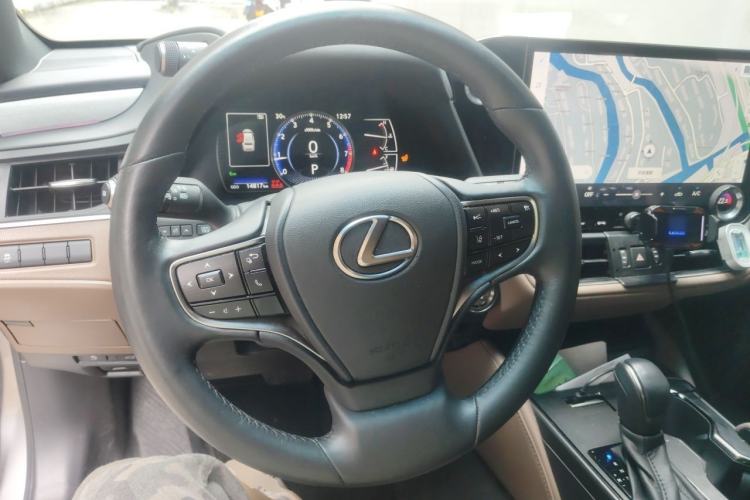 Used Lexus ES 2025 200 Premium Edition Steering Wheel