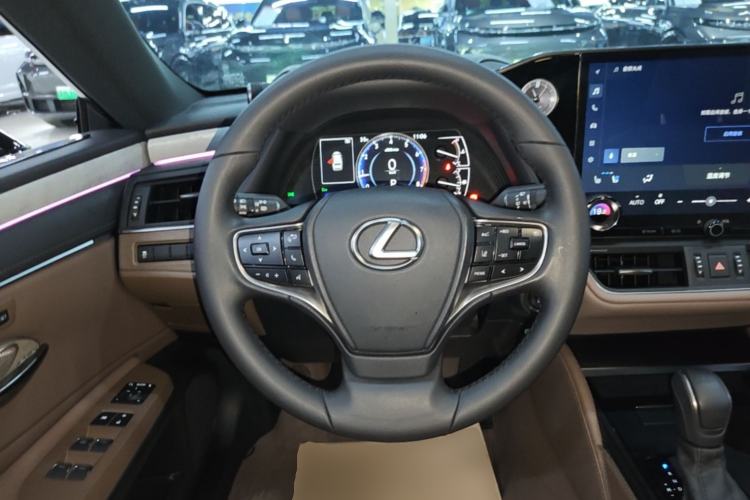Used Lexus ES 2025 200 Premium Edition Steering Wheel