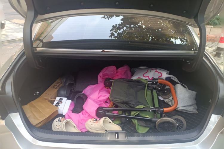 Used Lexus ES 2025 200 Premium Edition Trunk