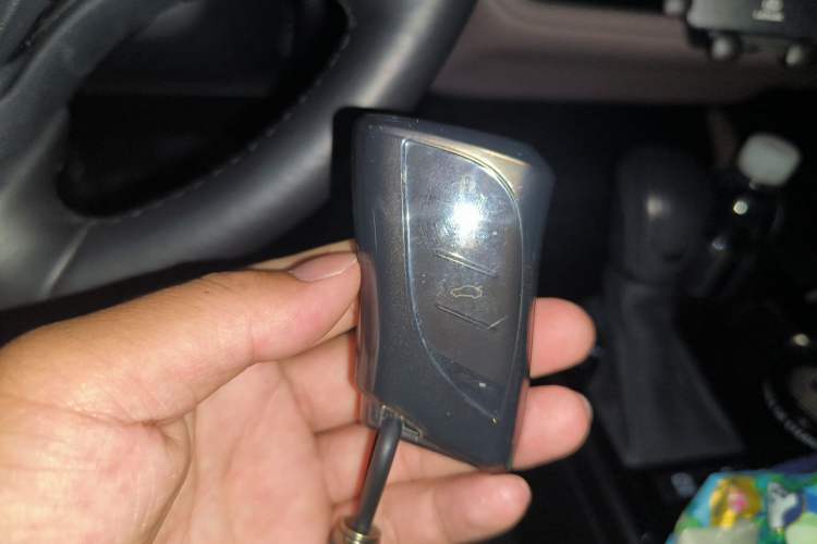 Used Lexus ES 2025 200 Premium Edition Vehicle Key