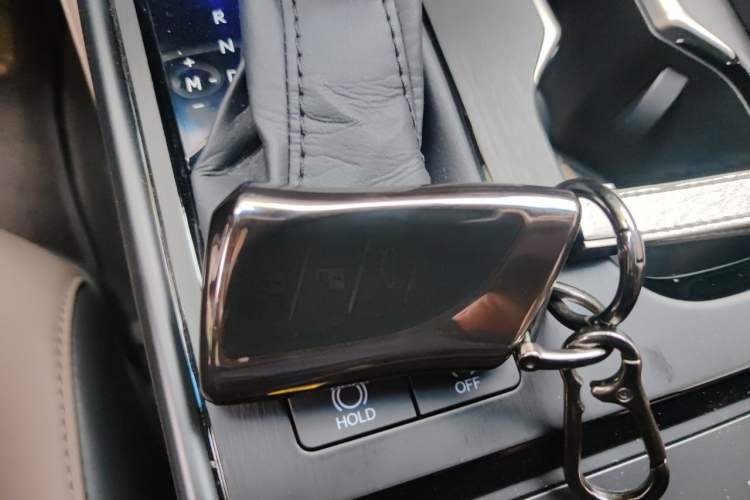 Used Lexus ES 2025 200 Premium Edition Vehicle Key