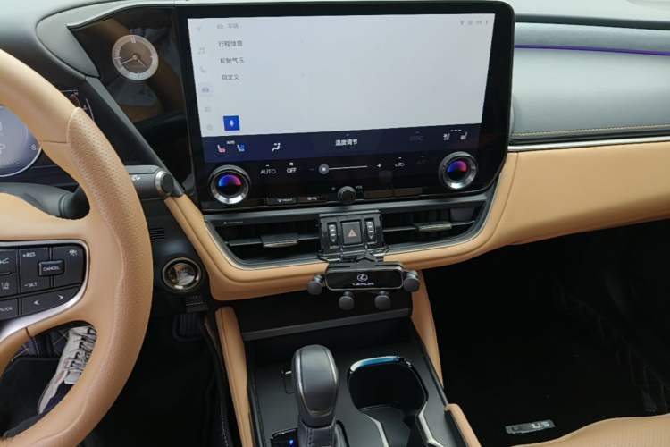 Used Lexus ES 2025 200 Premium Edition Audio And AC Panel
