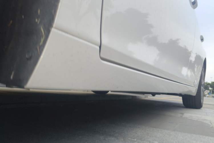 Used Lexus ES 2025 200 Premium Edition Chassis Front Left