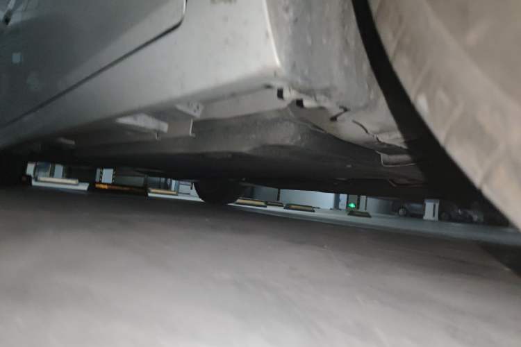 Used Lexus ES 2025 200 Premium Edition Chassis Front Right