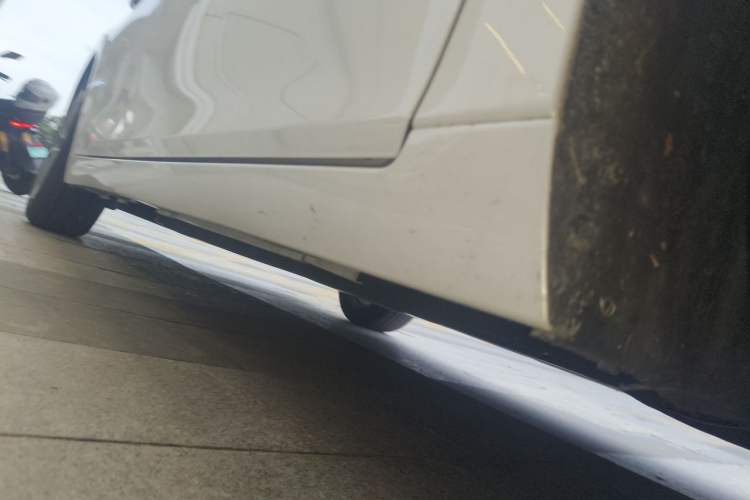 Used Lexus ES 2025 200 Premium Edition Chassis Front Right
