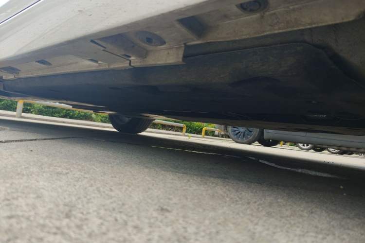 Used Lexus ES 2025 200 Premium Edition Chassis Front Right