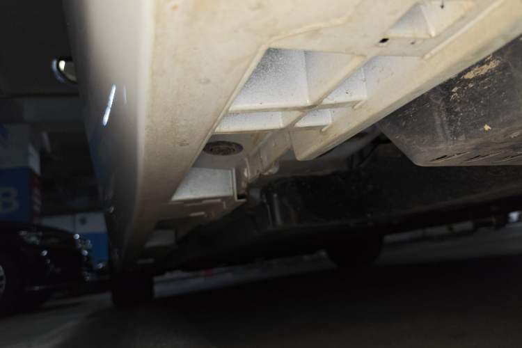 Used Lexus ES 2025 200 Premium Edition Chassis Rear Left