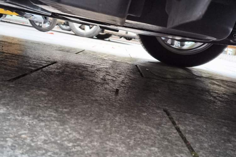 Used Lexus ES 2025 300h Deluxe Edition Chassis Rear Left