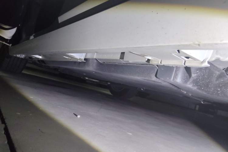 Used Lexus ES 2025 200 Premium Edition Chassis Rear Left