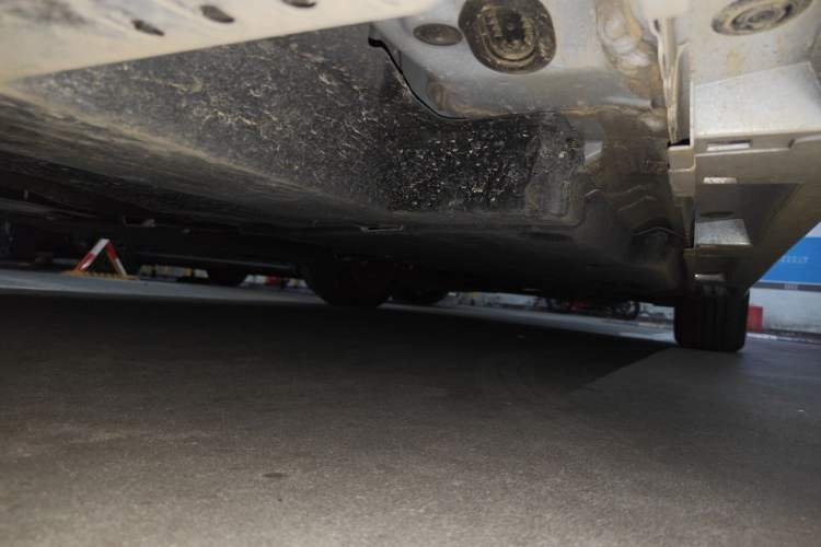 Used Lexus ES 2025 200 Premium Edition Chassis Rear Right