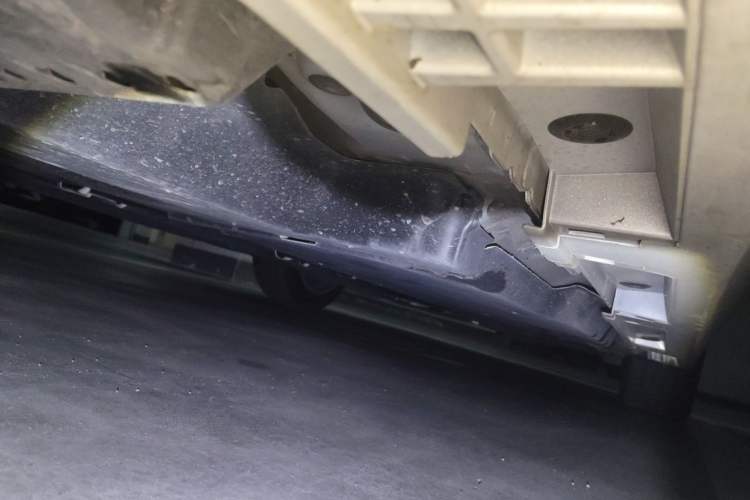 Used Lexus ES 2025 200 Premium Edition Chassis Rear Right
