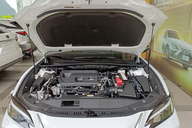 Used Lexus ES 2025 200 Premium Edition Engine Bay