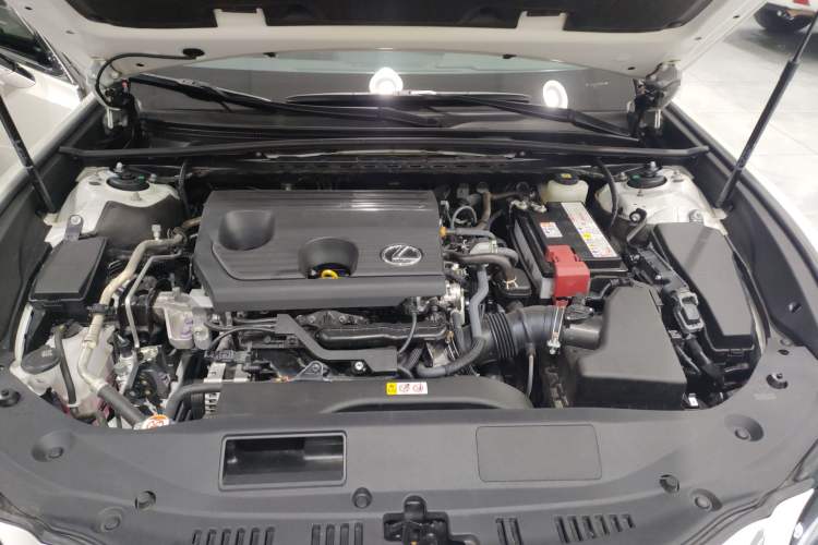 Used Lexus ES 2025 200 Premium Edition Engine Bay