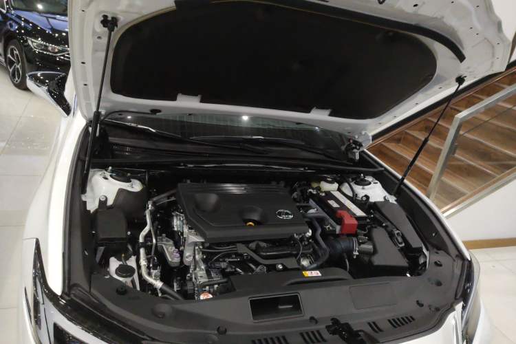 Used Lexus ES 2025 200 Premium Edition Engine Bay