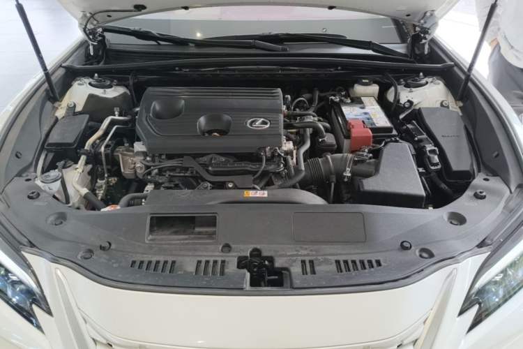 Used Lexus ES 2025 200 Premium Edition Engine Bay