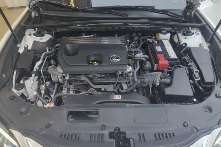 Used Lexus ES 2025 200 Premium Edition Engine Bay