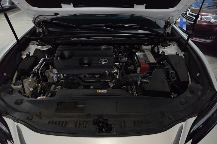 Used Lexus ES 2025 200 Premium Edition Engine Bay