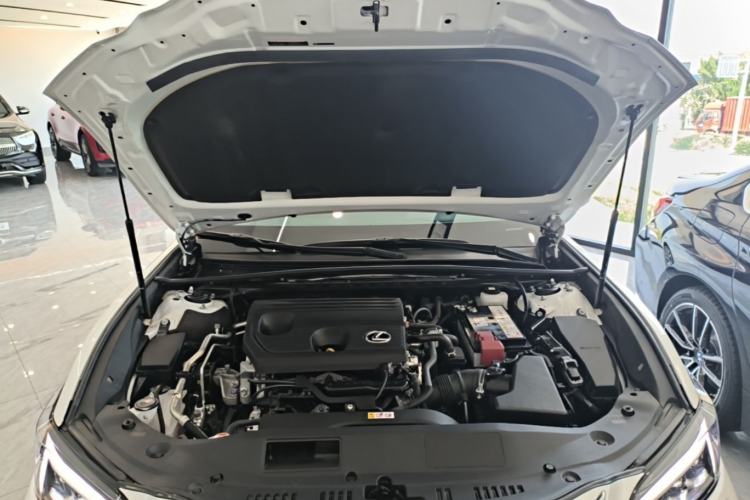 Used Lexus ES 2025 200 Premium Edition Engine Bay