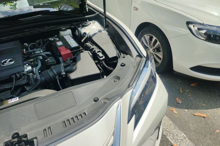 Used Lexus ES 2025 200 Premium Edition Engine Bay Left