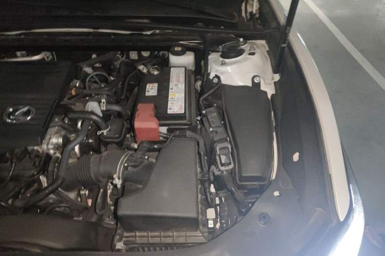 Used Lexus ES 2025 200 Premium Edition Engine Bay Left