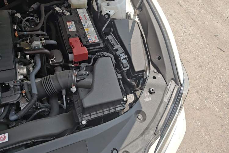 Used Lexus ES 2025 200 Premium Edition Engine Bay Left