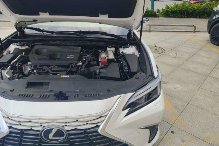 Used Lexus ES 2025 200 Premium Edition Engine Bay Left