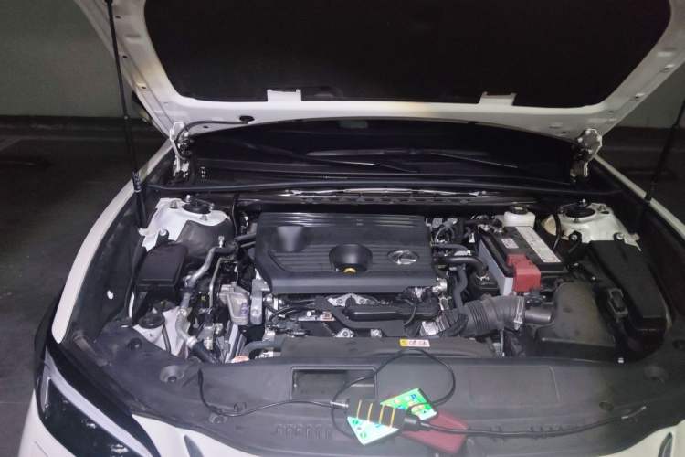 Used Lexus ES 2025 200 Premium Edition Engine Bay Right
